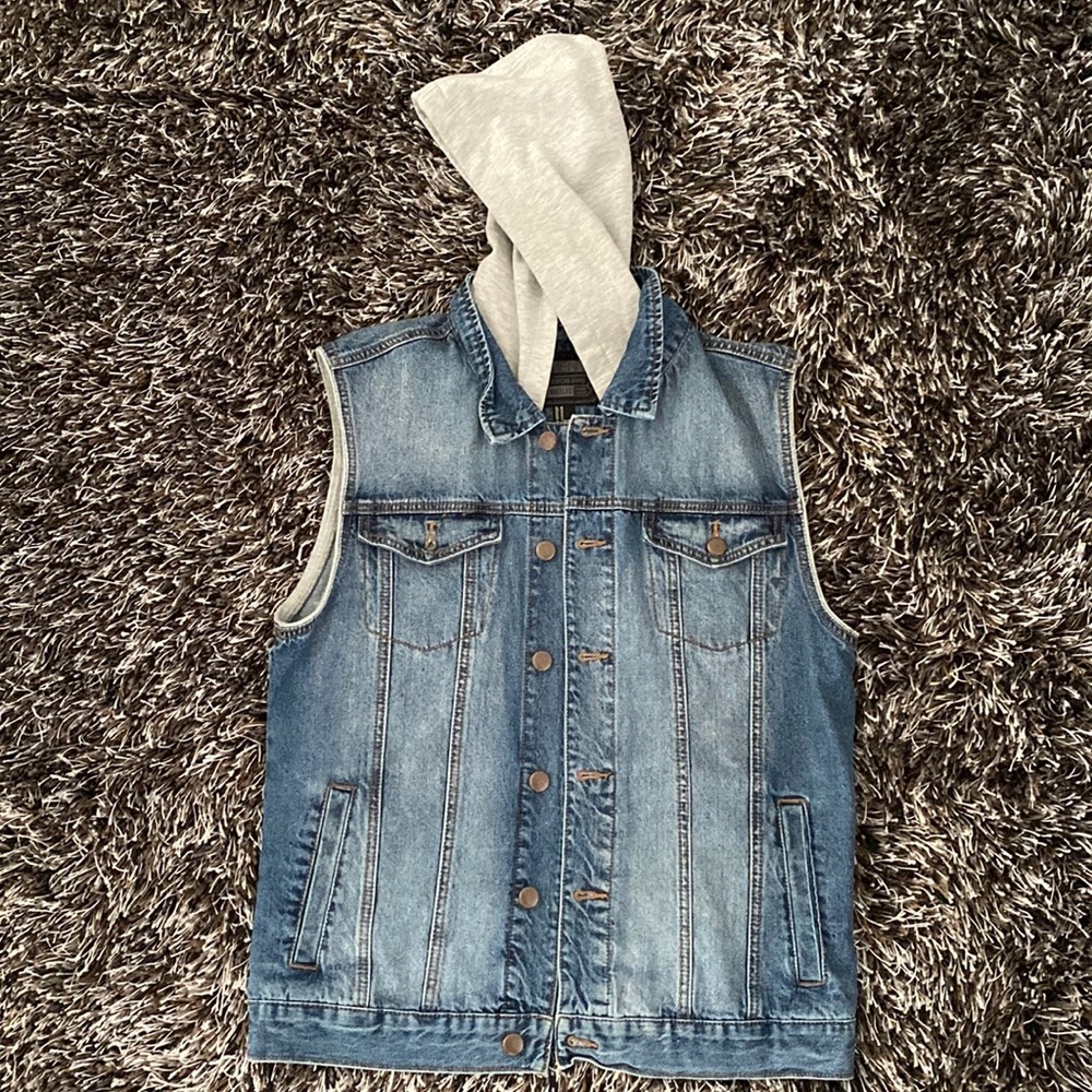 21 Men Vest with Hood